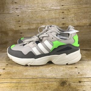 Adidas yung-96 Men’s Sz 9 shoes